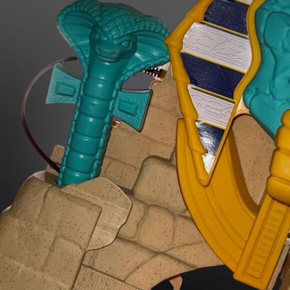 Fisher-Price Imaginext Serpent Strike Pyramid & Large Mummy Figure 9” - Picture 9 of 14